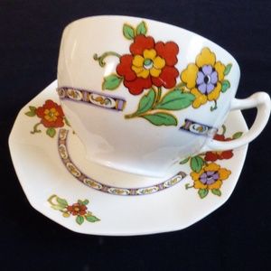 VTG Alfred Meakin England TeaCup & Saucer Set Yellow & Red Flower pattern